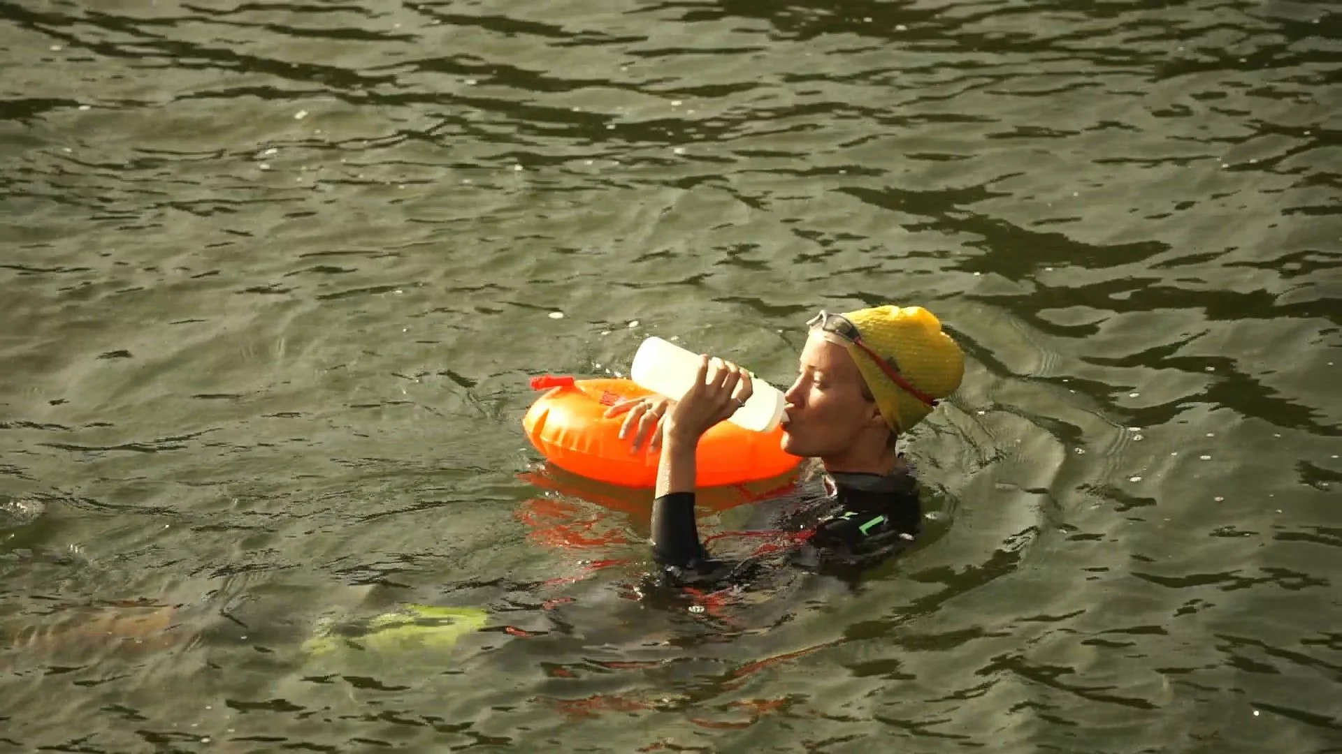 Swim Secure Hydration Float - Image 5